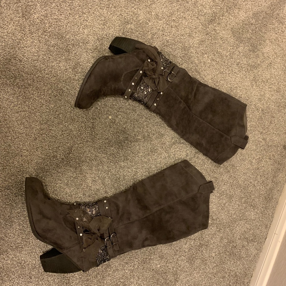 Not Rated Boots with bows
